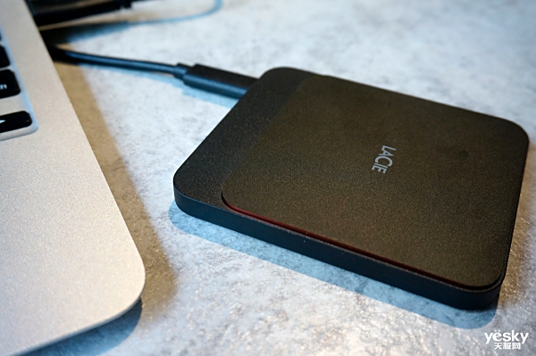 抓住稍纵即逝的灵感 LaCie Portable SSD移动固态硬盘评测及数据处理服务